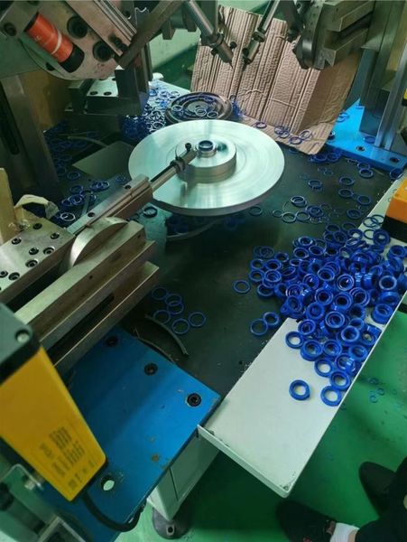 Guangzhou Suncar Seals Co., Ltd. üretici üretim hattı